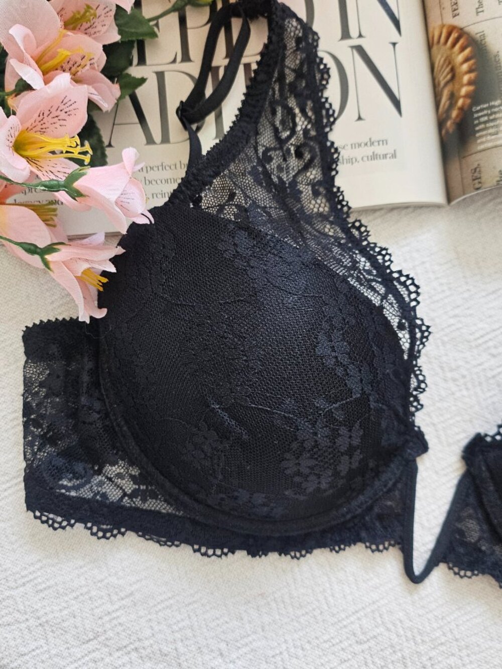 Black Fuchsia Lace Underwire Bra - Black, Size 36C - Picture 2 of 14